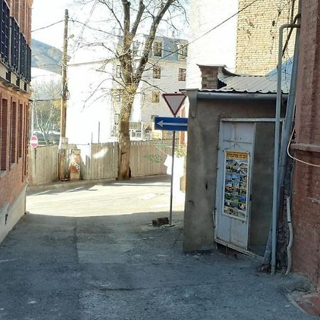 2 Santeli Turn Guest House Tbilisi Exteriör bild