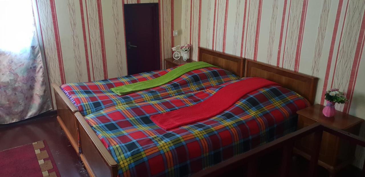 2 Santeli Turn Guest House Tbilisi Exteriör bild